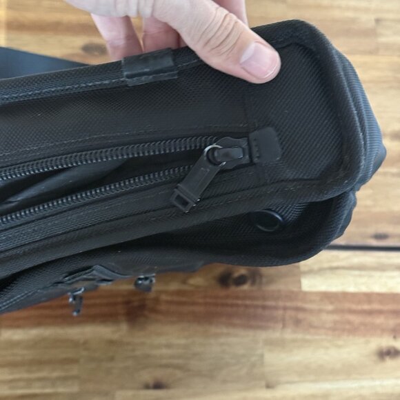 Tumi Alpha 2 Compact Large Screen Briefcase Laptop Bag Nylon Black 26114D2 $550 - Picture 16 of 16